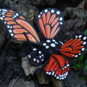 Flexi Monarch Butterfly  3D Printed Articulated Butterfly Figurine